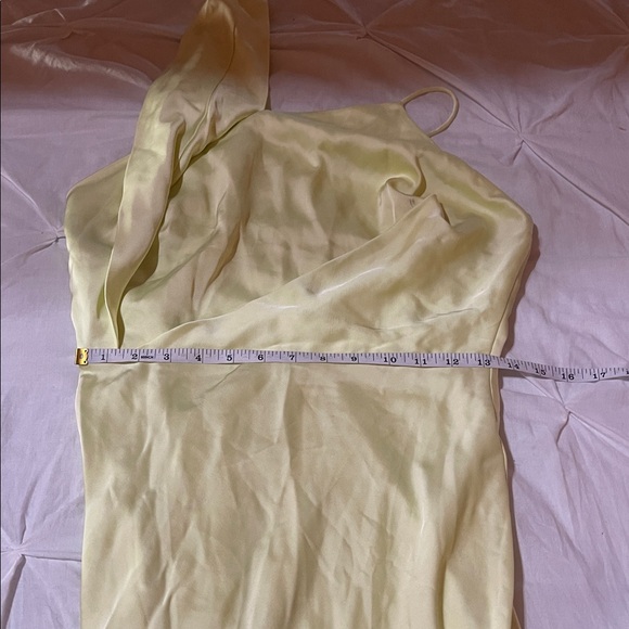 NWT Significant Other Alessia One Shoulder Midi Dress in Citron - Picture 13 of 14
